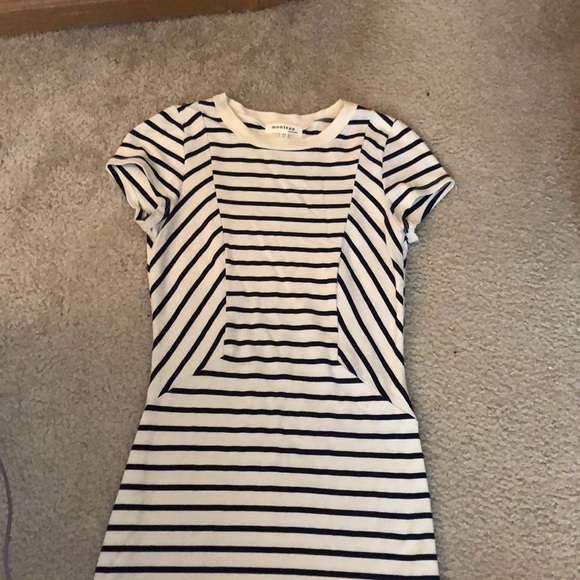 Cream and navy stripped T-shirt dress - Picture 1 of 2